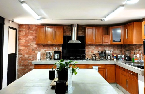 Ciudad Lopez Mateos House | Casona 46 Rooms & Studios