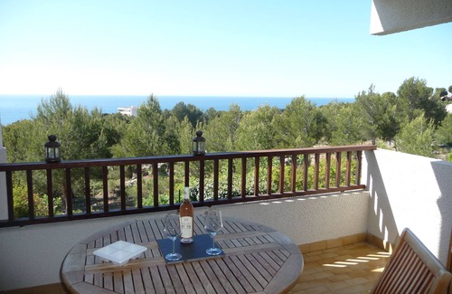 Cassis Apartment | CASSIS PROVENCE T2 apartment great sea view,Tennis,Pool CALANQUES,Cap CANAILLE