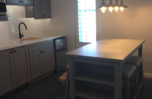 La Quinta Apartment | Cassius model house and casita for rent in December 2025