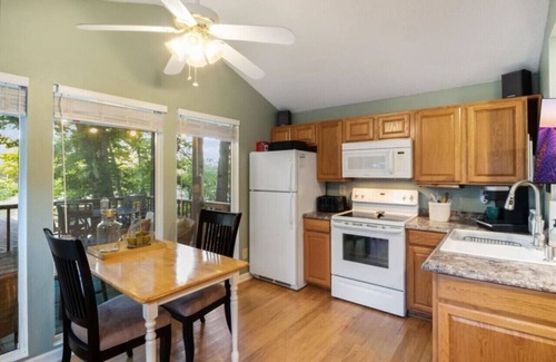 Sunrise Beach Cabin | Castaway- Hot Tub, Kayak, Boat Slip, Pet Friendly