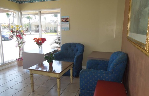 Orange Hotel | Castaway Motel