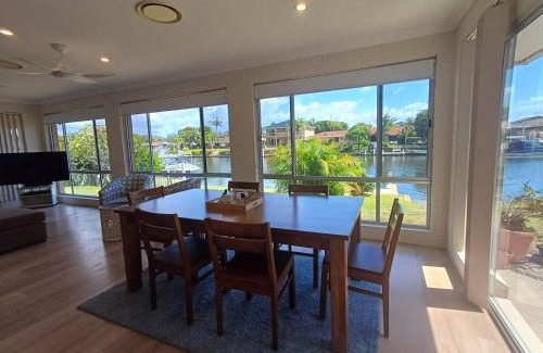 Forster House | Castaway on King George
