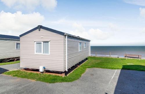 Bacton Resort | Castaways Holiday Park