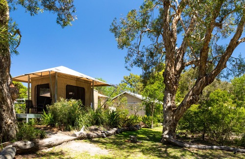 Bulwer RV Rental | Castaways Moreton Island