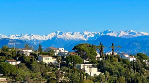 Golfe Juan Villa | Castel Horizon - Super Cannes - 360 Degrees View
