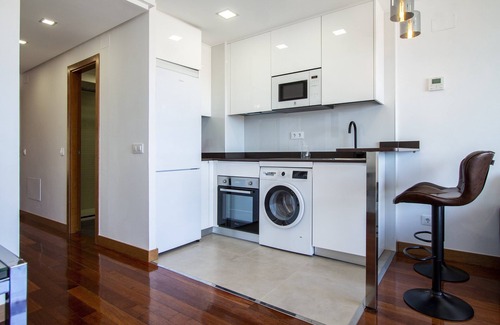 Almenara Apartment | CASTELLANA PARKING 1 BEDROOM - 01