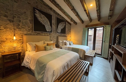 Santeagueda Hotel | Castello di Carlo – Loft Carlo VI