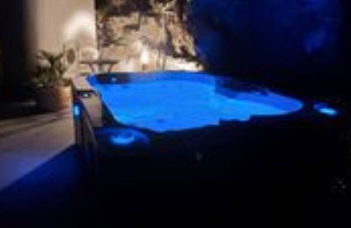 Tabua Apartment | Castelo do Mar - XL Sea View Suite C2 with Jacuzzi
