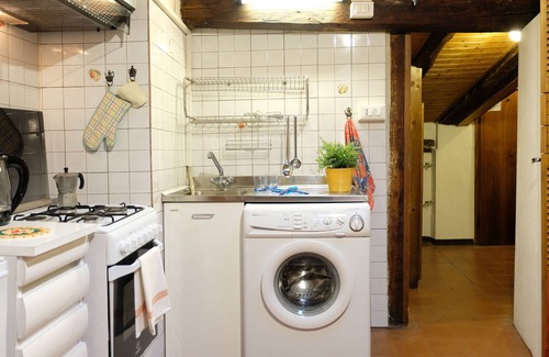 Historic Center Apartment | Castiglione Lovely Mansarda