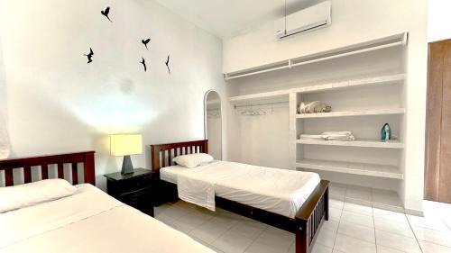 Playacar Fase I Apartment | Castillo de Amor - Beach