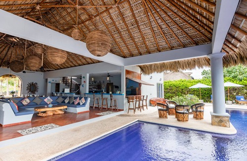 Santa Maria Colotepec Villa | Castillo Encantado - Your Doorway to Paradise