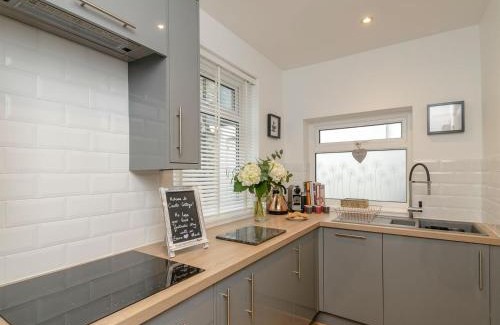 Richmond House | Castle Cottage