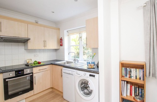 Weymouth Cottage | Castle Cove View