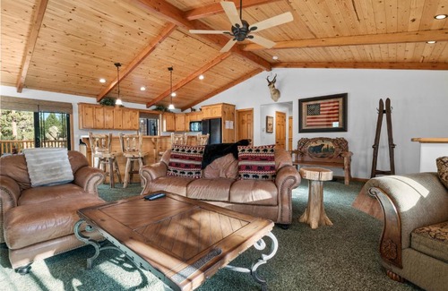 Castle Glen Estates House | Castle Glen
