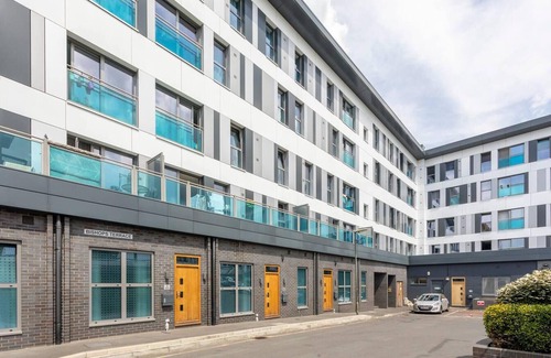 Redhill Apartment | Castle Haven Apartment, Redhill