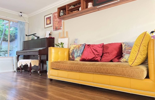 Castle Hill House | Castle hill 3-bedroom prime location Townhouse