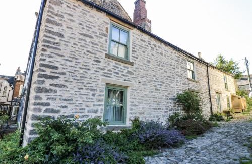 Middleham House | Castle Hill Cottage