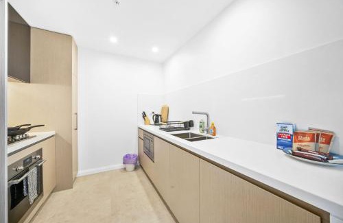 Castle Hill Apartment | Castle Hill Modern 2BR Apartment