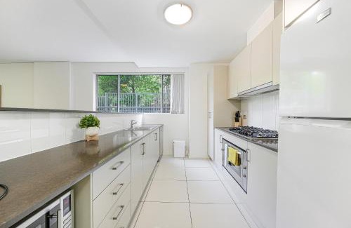 Castle Hill Apartment | Castle HIll Sweet Modern 3BR Apt with 2 Parking
