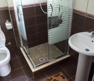 Himare Hotel | Castle Hotel