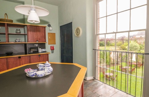 Taunton Cottage | Castle House