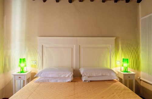 San Michele di Moriano Other | Castle 'Il Castello Di Mammoli' with Private Pool, Wi-Fi and Air Conditioning