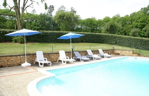 Saint-Pompont House | Castle in Besse with Private Pool
