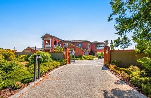 Camano Island House | Castle on the Hill