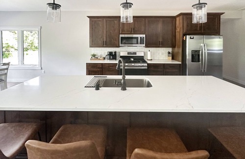 New Lisbon House | Castle Rock Home off Little Yellow River in New Lisbon, WI