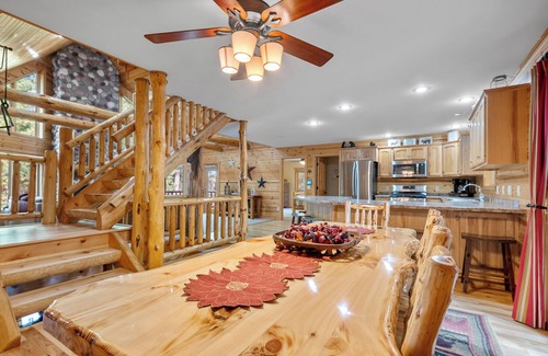 Friendship Cabin | Castle Rock Lake-Games-Bar-Fireplaces & Fire Pits
