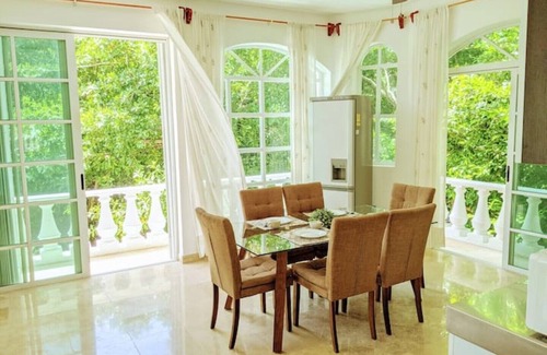Playacar House | Castle Segundo Picina Techo 25pax