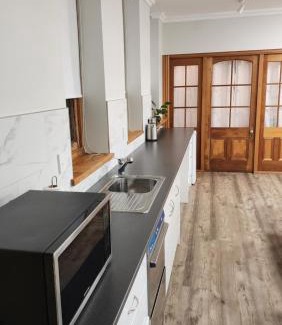 Dunedin Apartment | Castle Studio Apartment