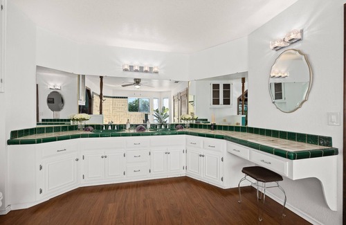 Woodcrest House | Castle/vacation/leisure/8BD/6BA