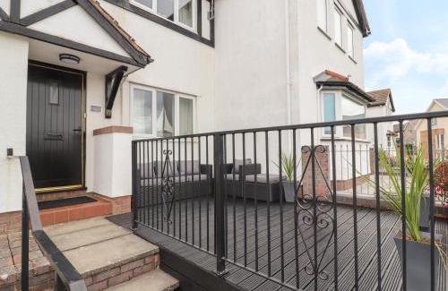 Deganwy House | Castle View