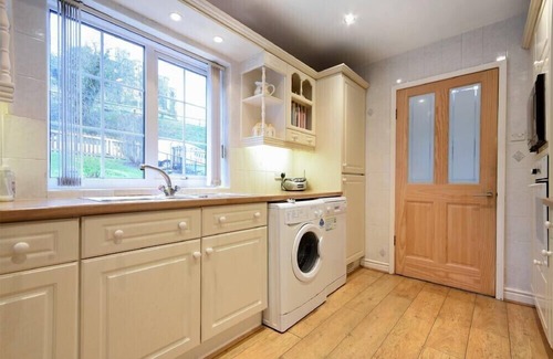 Warkworth Cottage | CASTLE VIEW (WARKWORTH), pet friendly, with a garden in Warkworth