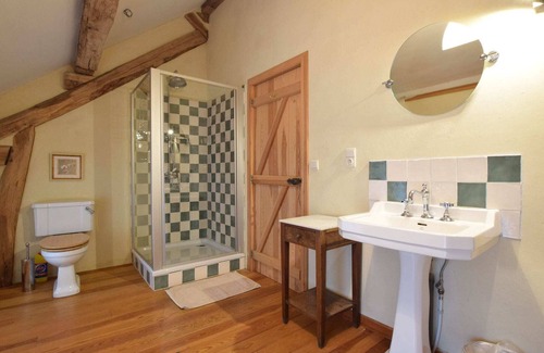 Harre Cottage | Castle wing situated in the heart of a quiet