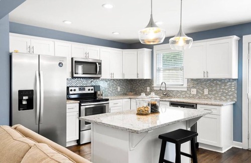 Candler-McAfee House | Castlegate Getaway