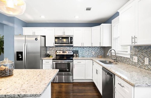 Candler-McAfee House | Castlegate Getaway