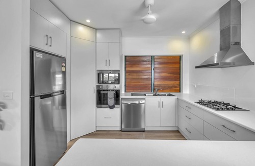 Hamilton Island Villa | Casuarina Cove 13 Hamilton Island by HamoRent