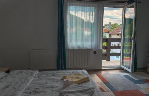 Bran House | Casuta cu Dumbrava