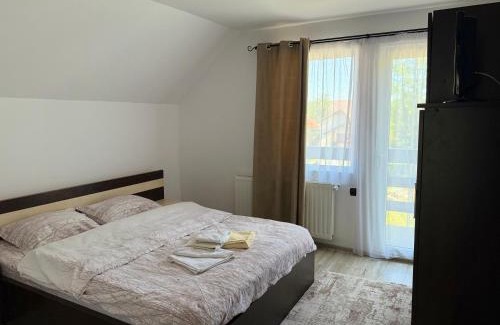 Bran House | Casuta cu Dumbrava