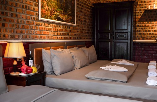 Cat Hai Cabin | Cat Ba Spring Garden Homestay