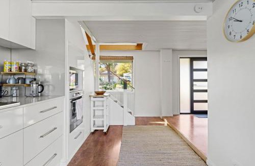 Rathmines House | Catalina Bay - Child & Pet Friendly