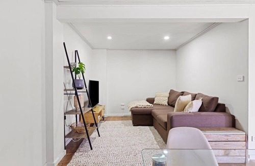 Rathmines House | Catalina Bay Getaway - Pet & Child Friendly