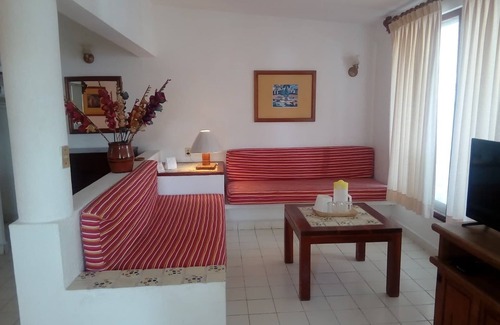 Ixtapa - Zihuatanejo Hotel | Catalina Beach Resort