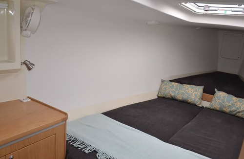 Puerto Morelos Boat Rental | Catamaran in a great marina as a houseboat or excursion boat in a 5 star resort