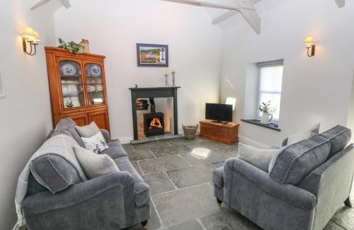 Milford Haven House | Catamouse