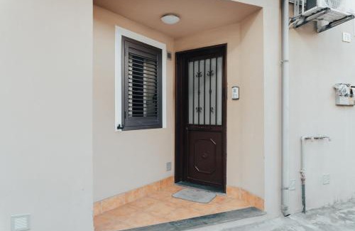 Ognina Apartment | Catanese Proverb's House - Via Giovanni P- Ground floor
