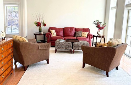 Grand Beach House | Catch the Sunset, Private Basketball Court, Hot Tub, Fire pit, Golf Cart for