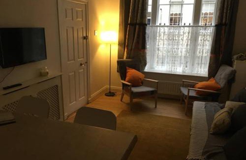 Londonderry Apartment | Cathedral apartment